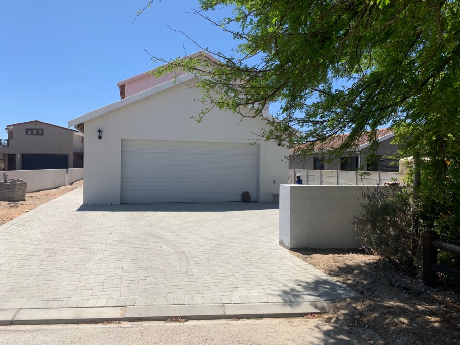 3 Bedroom Property for Sale in Velddrif Western Cape